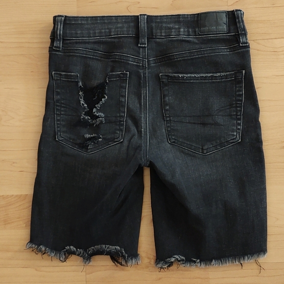 🦩SALE!!! AEO Skinny Bermuda Jean Shorts - Picture 2 of 6